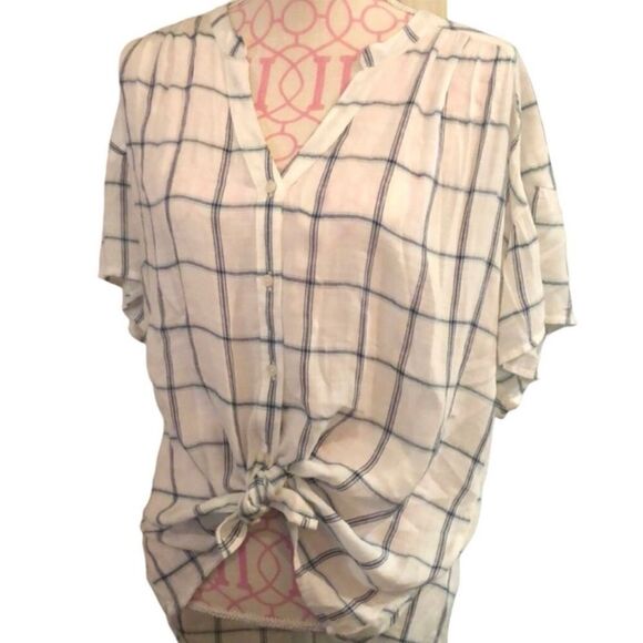 Bandolino L white blue green plaid short flutter sleeve button down shirt - Picture 1 of 10